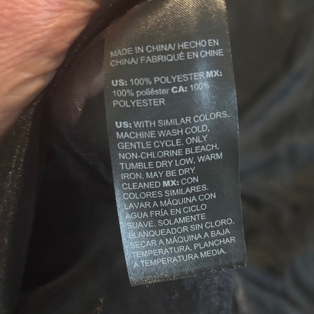 White House Black Market Black Sheer Women's Top Size 10. - Picture 4 of 4
